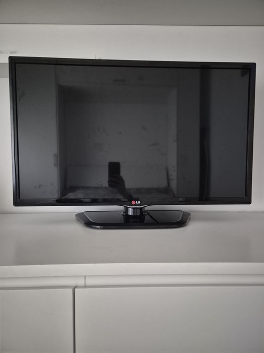 Televizor LG 81 cm functional