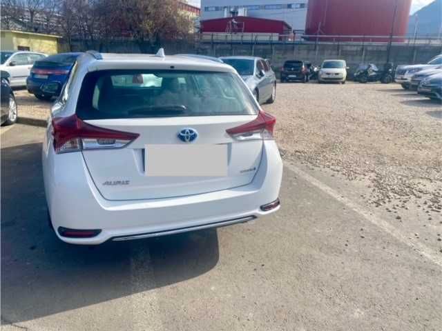 Toyota Auris Hybrid Break-2017