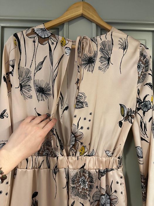 Rochie Motivi Roz eleganta