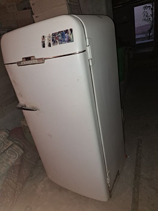 CCCR XOLADELNIK sotiladi zor