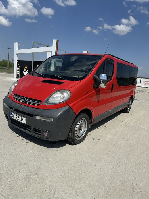 Opel vivaro 8+1