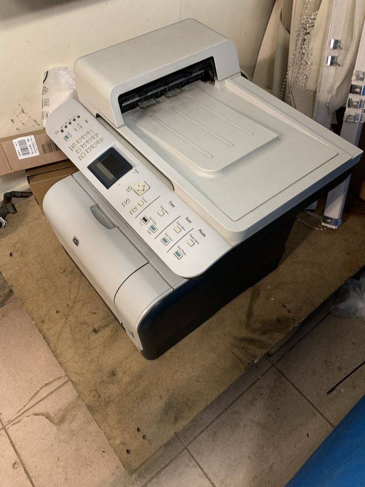 HP colorjet cm1312nfi mfp