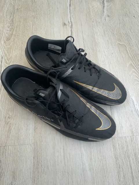 Ghete fotbal Nike Phantom marime 44,5