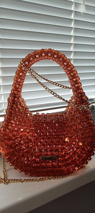 Чанта от мъниста Вели