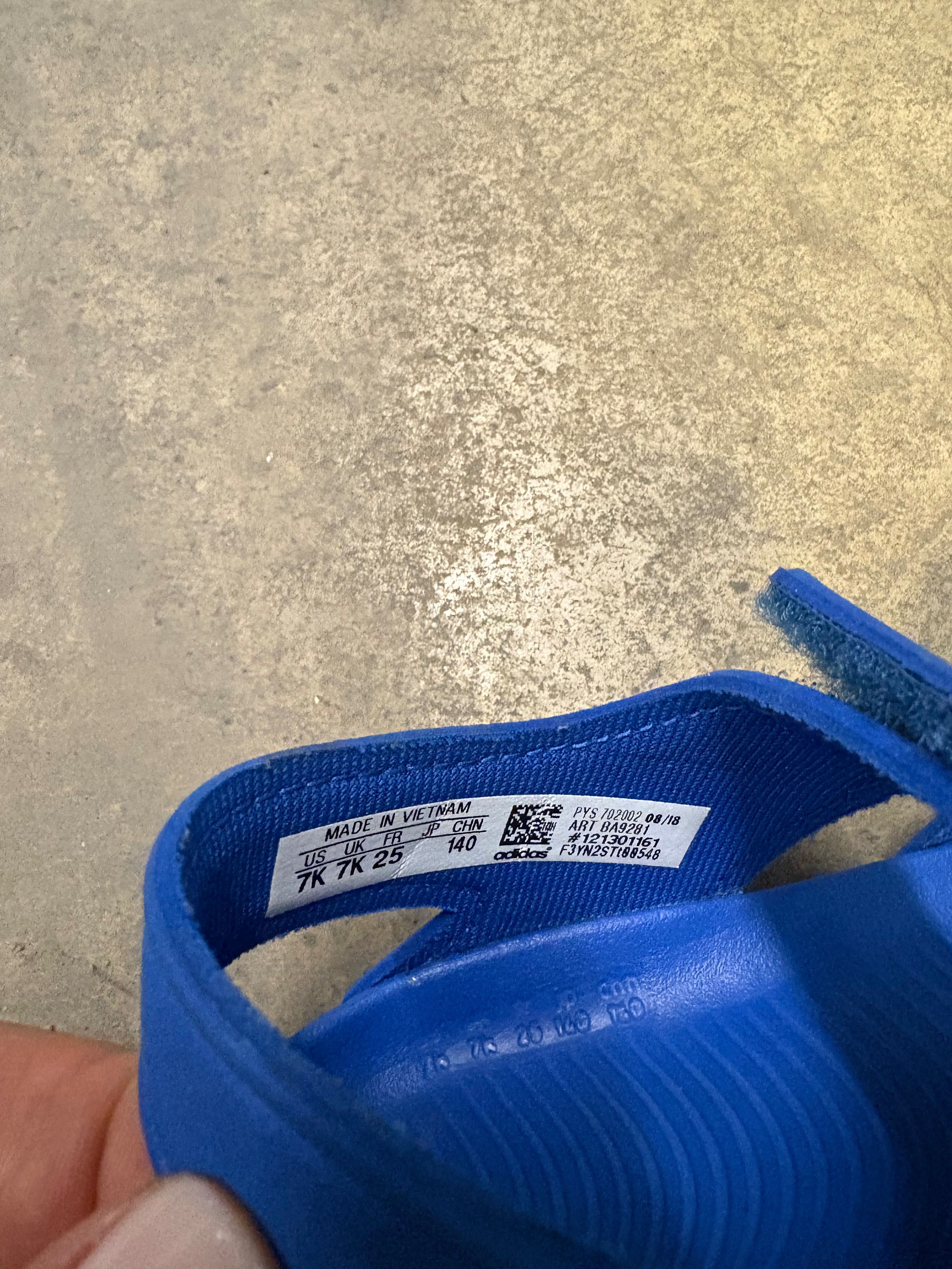 Adidas сандали 25 номер