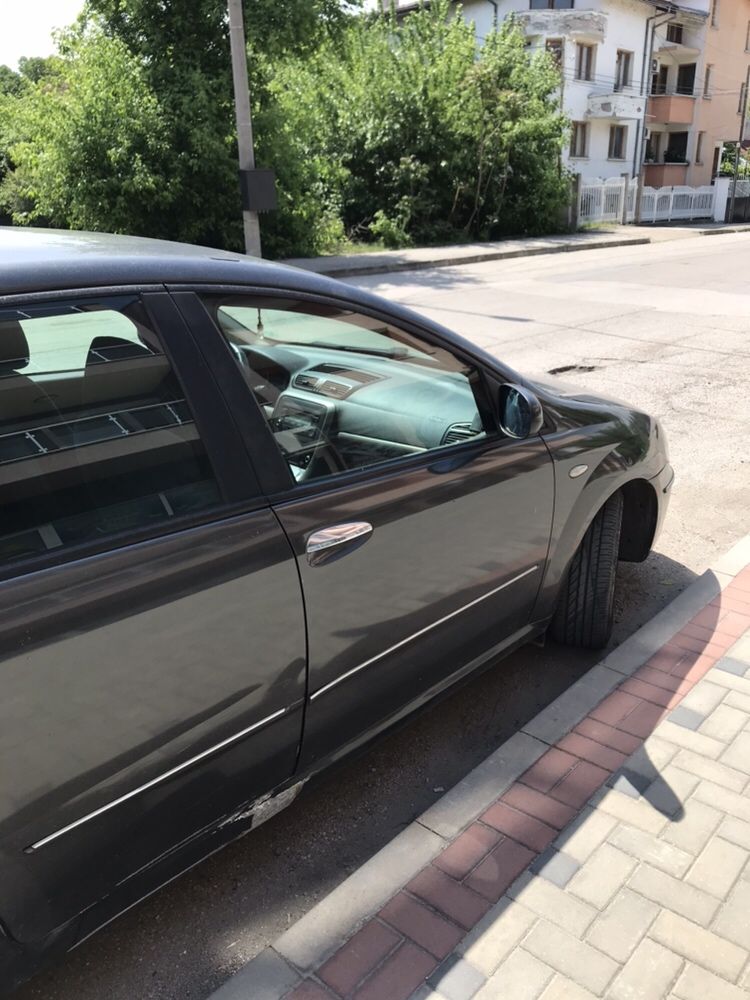 Продавам Fiat Croma 1.9MULTIJET на части