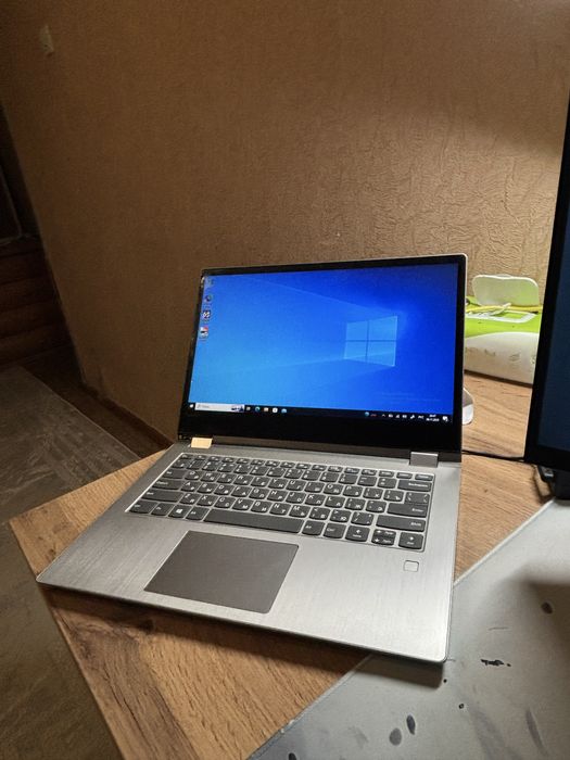 Продам ноутбук lenovo ssd 256 gb