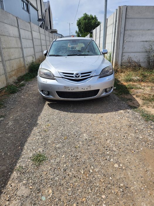 Vand piese mazda 3 benzina an.2007