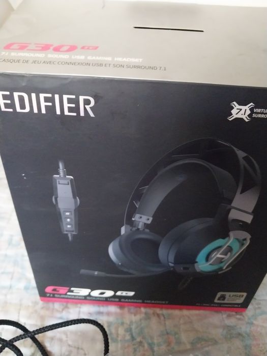 Продаются наушники  новые