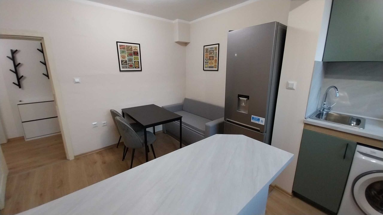 Дава се под наем Двустаен апартамент в Пловдив, Каменица 2 - 60 кв.м за 450 € - Снимка #2