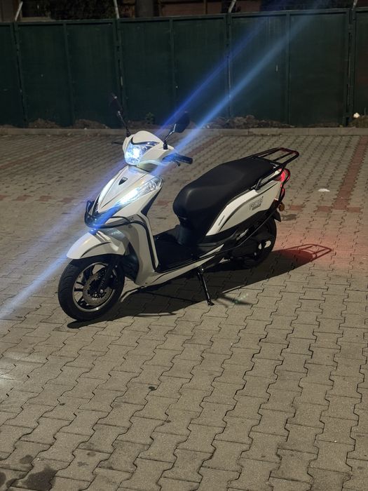 Scuter electric fara permis Rdb hoinarul v