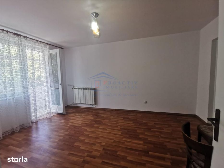 Apartament cu 2 camere, Centru, Etaj Intermediar, i2c-1835