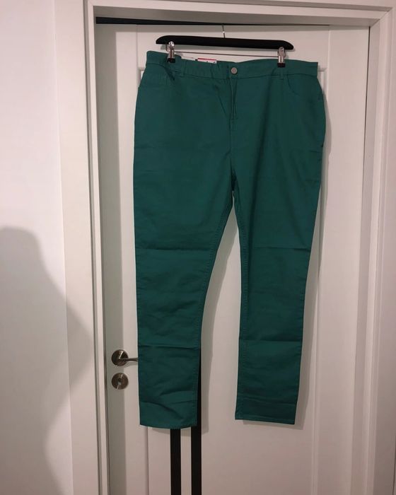 Vand pantaloni dama noi