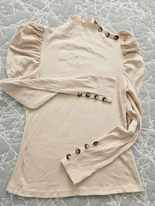 Зимна пола + 2 блузи