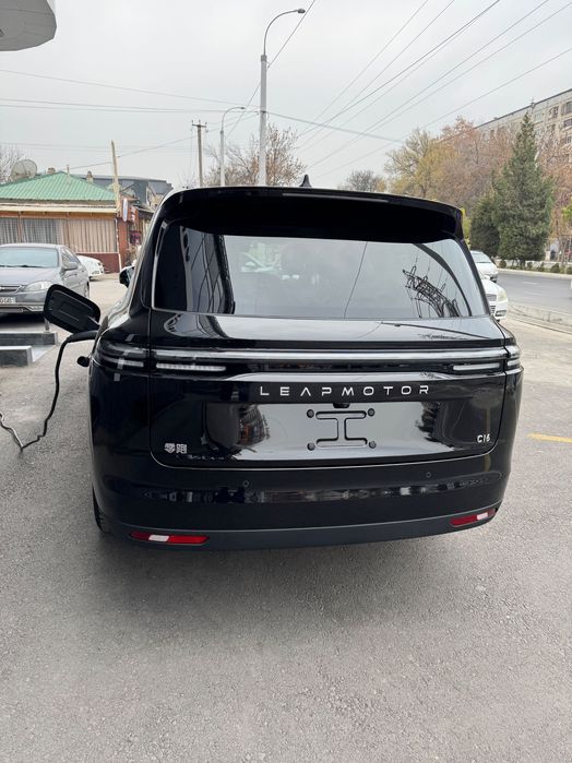 Leapmotor C16 2-позиция доп опци 2024