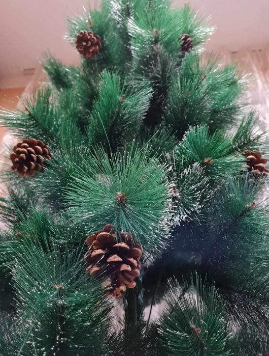 Коледни елхи с шишарки и сняг -ТОП качество и цена ! ! !