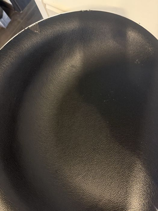 Scaune bar 2 bucati-100 lei/ buc