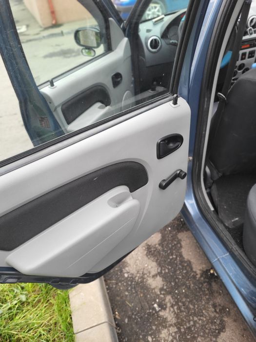 Vând Dacia Logan 1,5 dci