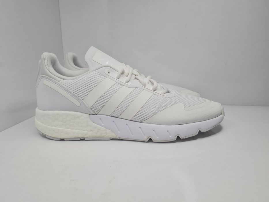 Маратонки Adidas ZX 1K Boost

Чисто нови с кутия.

Размер 44 стелка 28