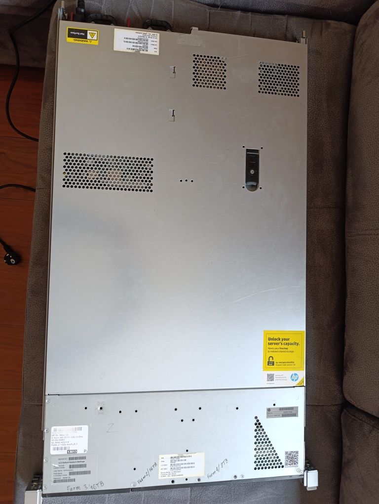 Сървър HP ProLient DL-360p-Gen8