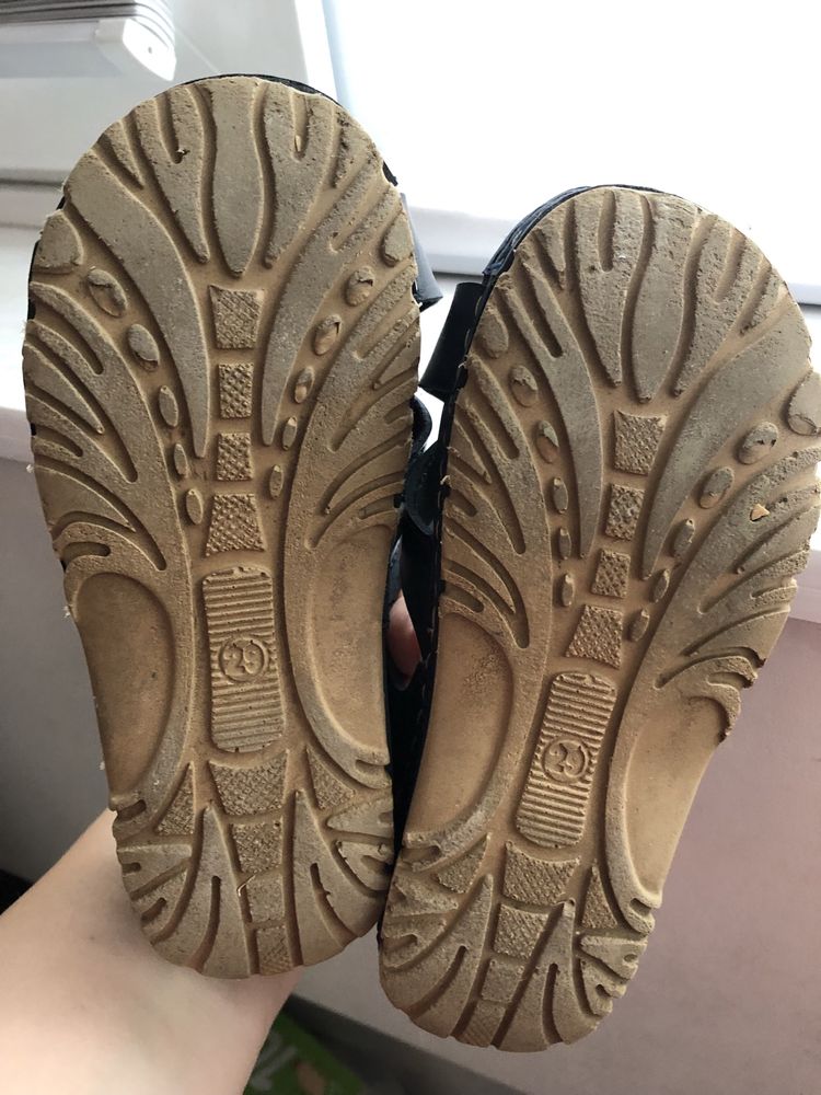Sandale mar.29 int aprox 19 cm