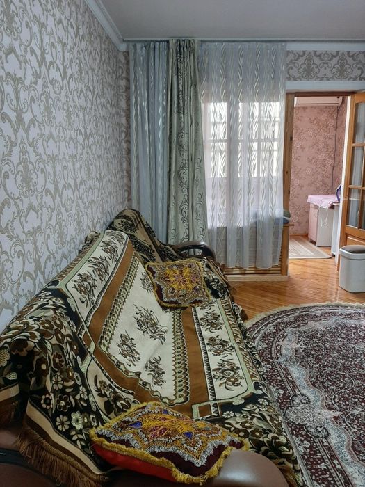 Продаётся 3/4/4 паркентский (ген.Петрова) 77 серия