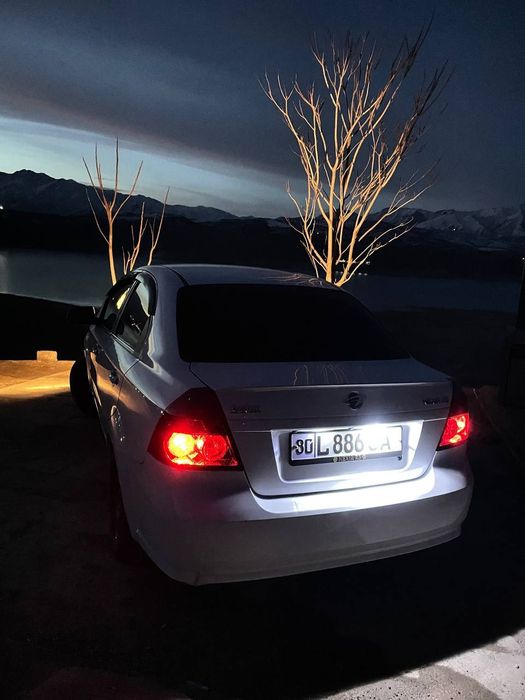 Taxi xizmati  zakaz bn luboy joyga ketamiz