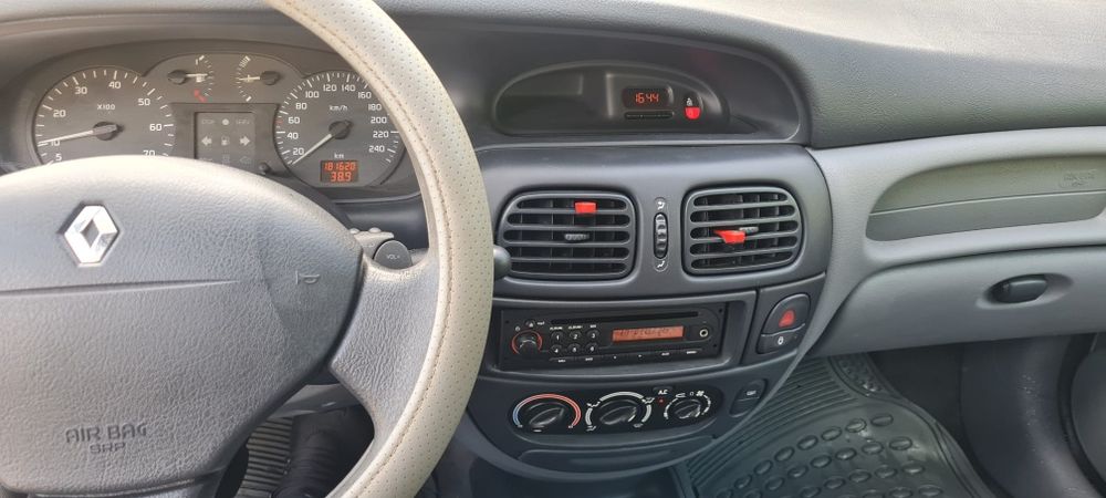 Renault Megan Proprietar