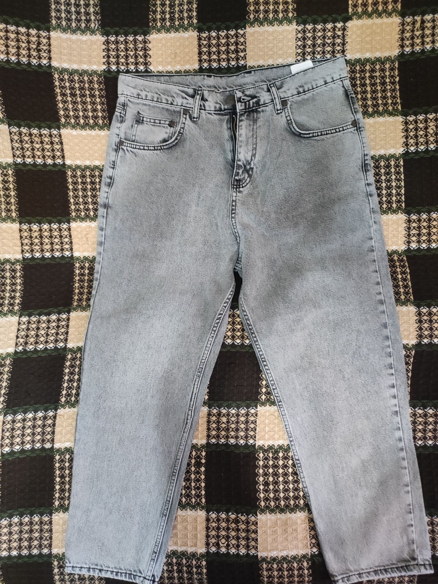 Продаются мужские  джинсы
