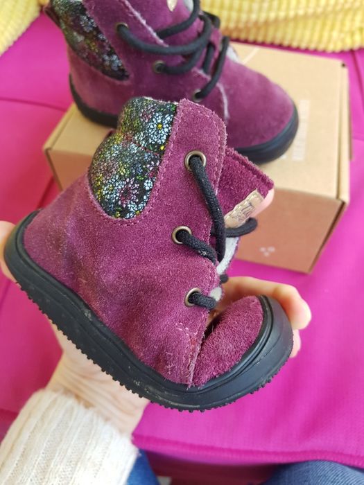 Ghete Tikki barefoot Beetle - Cardinal marime 21