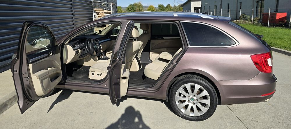 Skoda Superb 2.0 DSG 170Cp 2012.