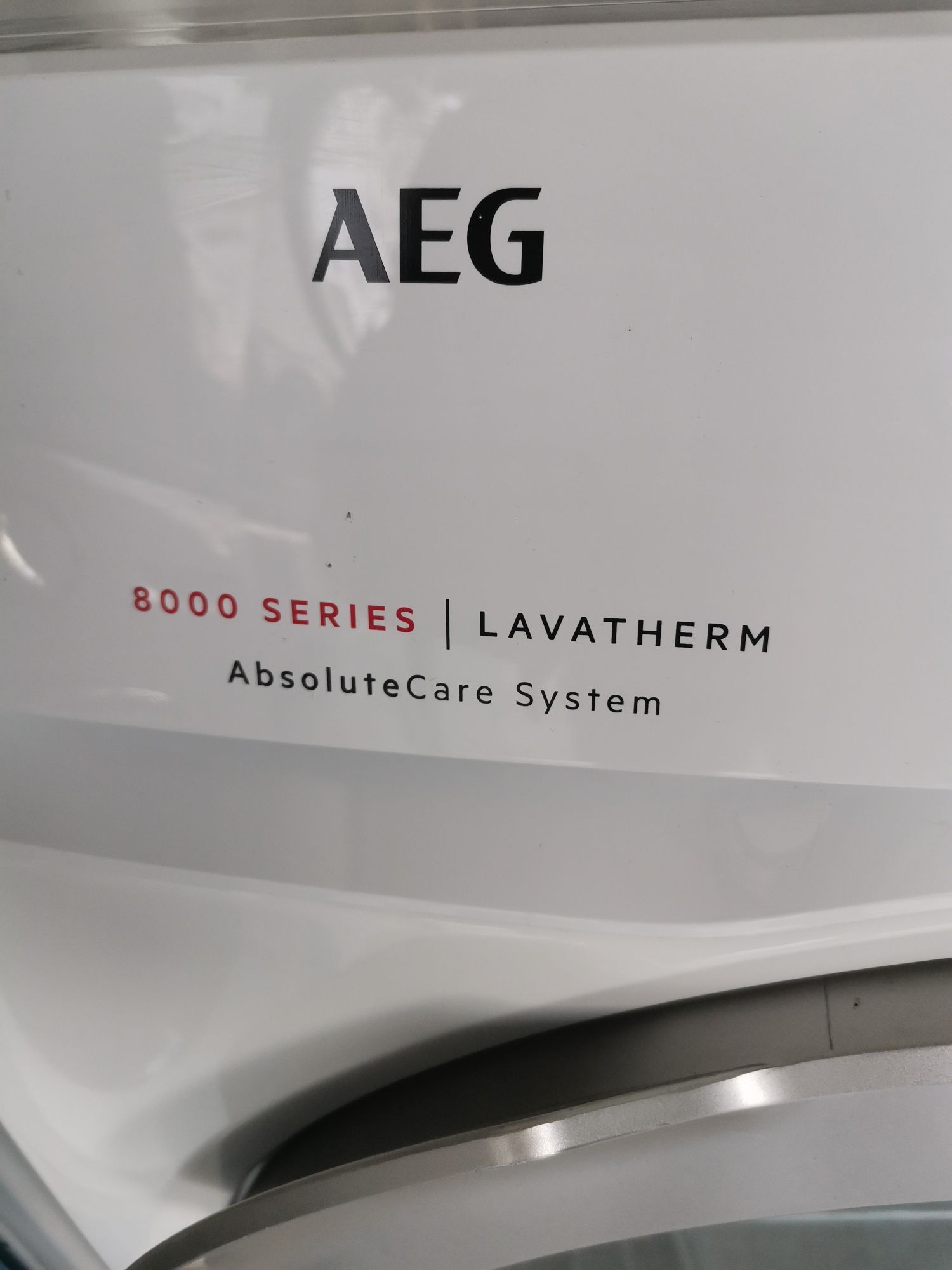 Сушилня AEG Serie 8000 A+++ с приставка за обувки