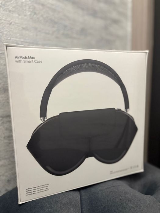 Apple AirPods Max Space Gray