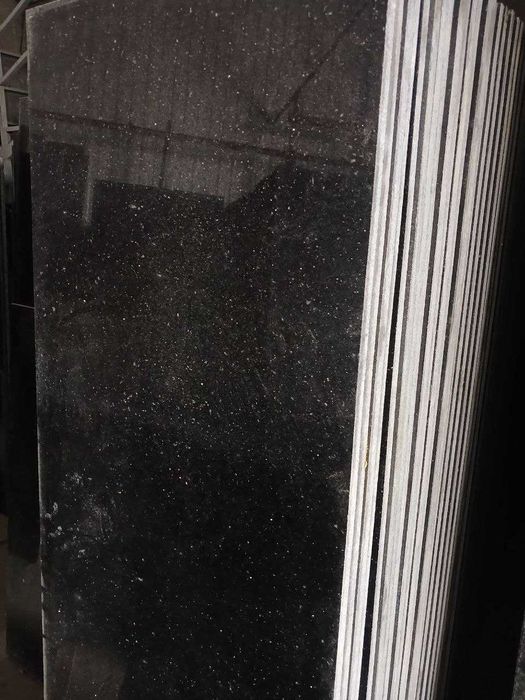 Натуральный чёрный гранит Галакси + услуги мастера + доставка