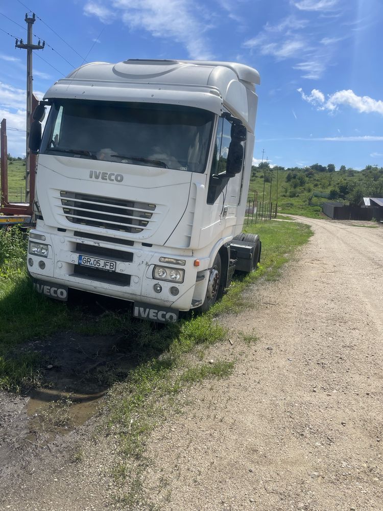 Vand cap tractor si dezmembari