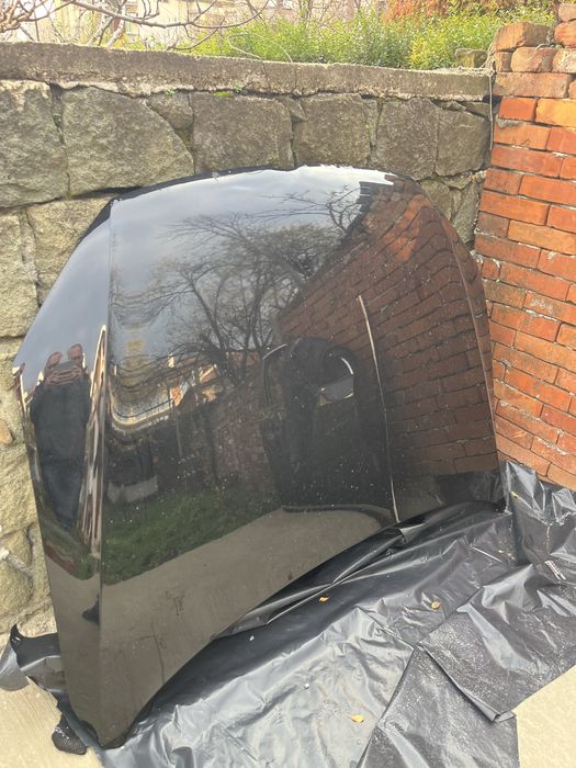 Преден капак за VW Passat B7 черен