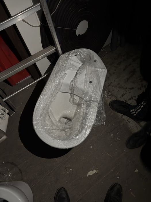 Униназ прадаю номер в описания