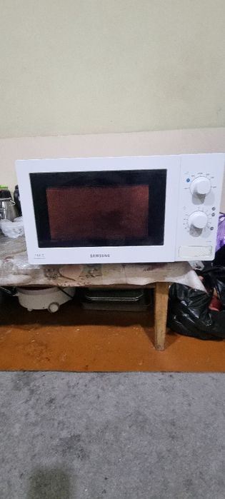 Mikrovolnovka samsung