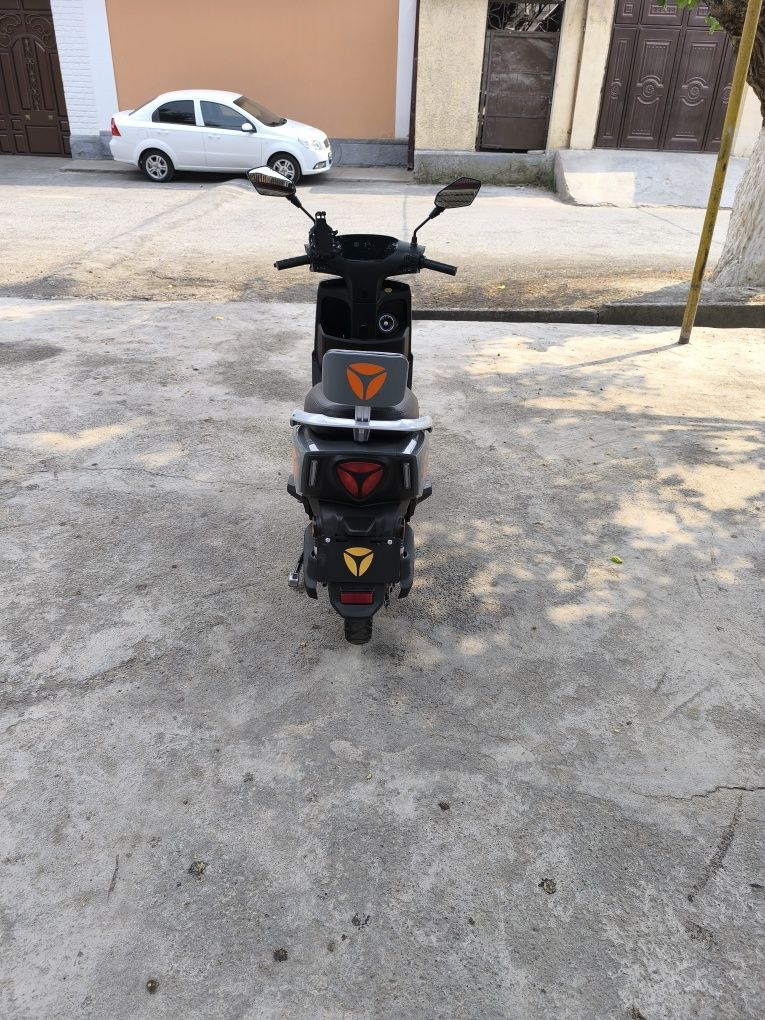 Skuter Electro 2024