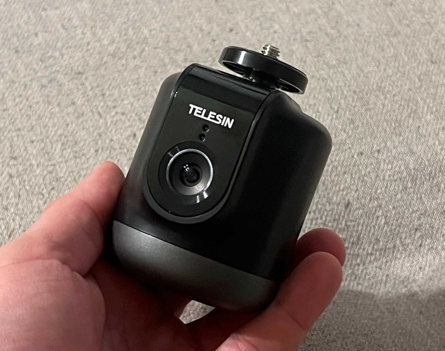 Suport TELESIN Smart Tracking Pan Tilt automat cu telecomanda