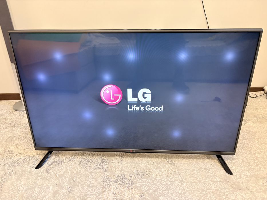 Продам телевизор LG 49”, 125 см