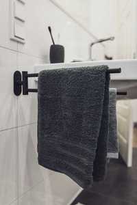 Стойка за кърпи неръждаема стомана черна Wenko