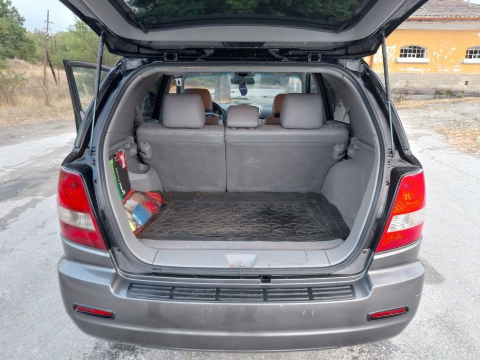 Kia Sorento 2.5 140кс