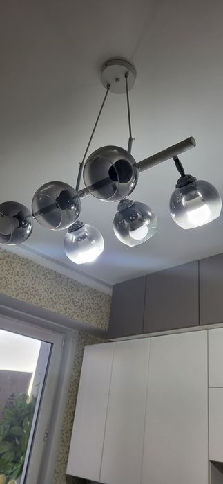 Продается люстра 10000 тыс тенге