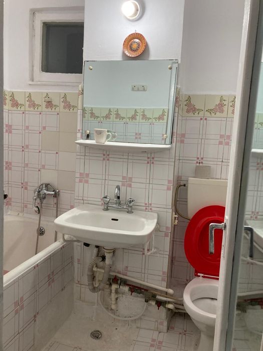 Inchiriez apartament 2 camere