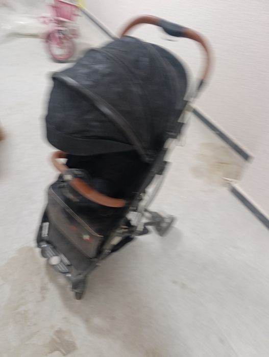 Продам коляску срочно