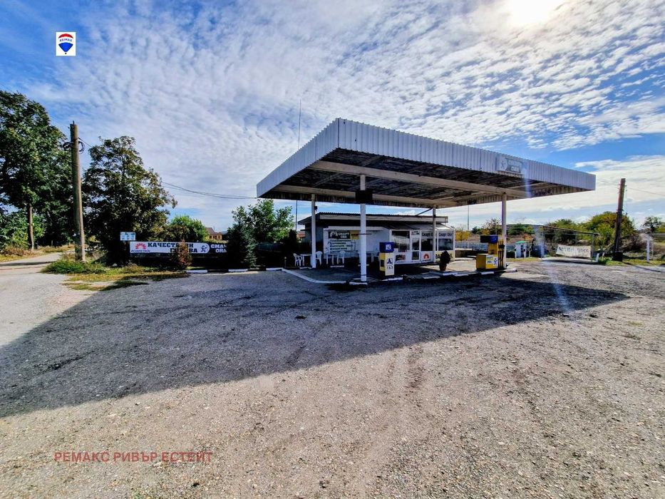 Продава се Промишлена сграда в с. Бъзън, Област Русе - 1592 кв.м за 53 €/кв.м - Снимка #1