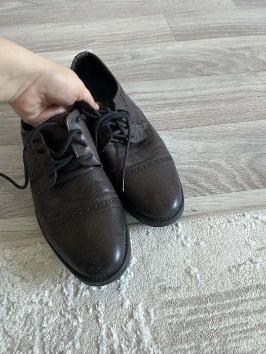 Натуральная кожанная обувь 40 размера