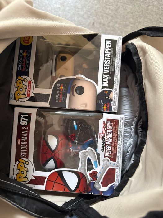 LEGO F1 MClaren ,Funko pop  Max Verstappen ,Spider-Man