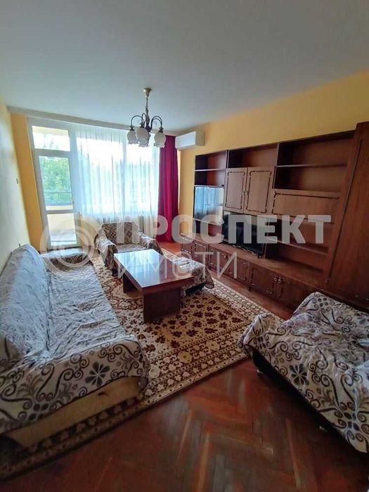Продава се Двустаен апартамент в Пловдив, Център - 68 кв.м за 2187 €/кв.м - Снимка #1